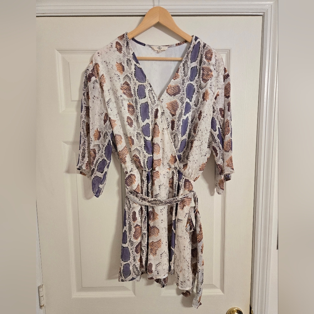 Entro Women's Cream And Purple snake print romper size medium